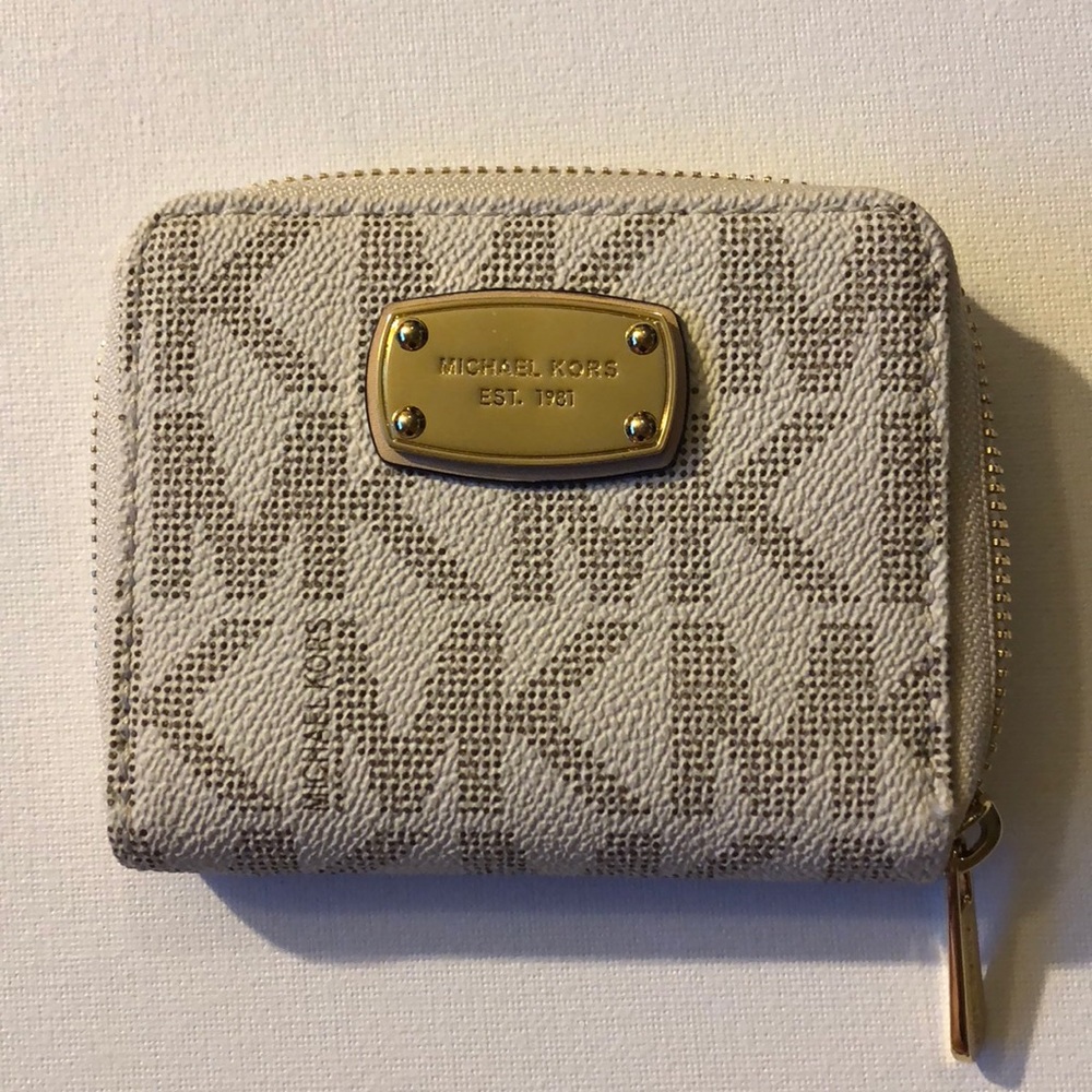 Michael Kors wallet